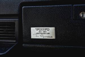 Image 21/38 de Volvo 244 DLS (1977)