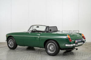 Image 6/50 of MG MGB (1964)