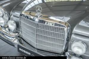 Bild 11/15 von Mercedes-Benz 280 SE 3,5 (1970)
