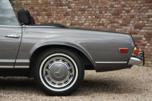 Bild 26/50 von Mercedes-Benz 280 SL (1971)