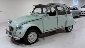 Image 3/38 of Citroën 2 CV 6 (1982)