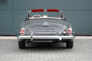 Image 8/50 de Mercedes-Benz 190 SL (1961)