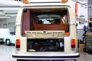 Afbeelding 31/36 van Volkswagen T2b Westfalia (1974)