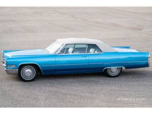 Immagine 1/15 di Cadillac DeVille Convertible (1967)