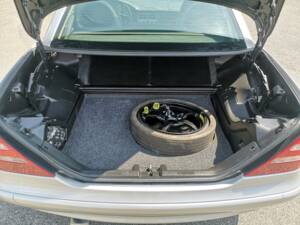 Imagen 34/38 de Mercedes-Benz SLK 200 Kompressor (2002)