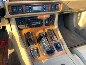 Image 25/30 of Jaguar XJS 5.3 V12 (1992)