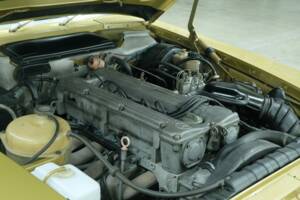Image 38/50 de Mercedes-Benz 280 SLC (1977)
