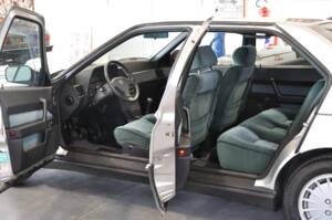 Bild 15/41 von Alfa Romeo 164 2.0 (1990)