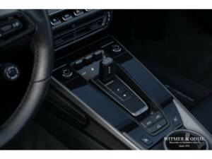 Image 32/39 de Porsche 911 Carrera 4S (2019)