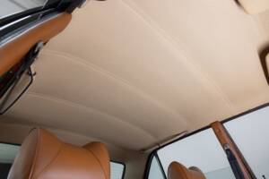 Image 17/26 of Mercedes-Benz 280 SE 4,5 (1972)