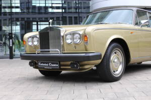 Image 10/37 de Rolls-Royce Silver Shadow II (1978)