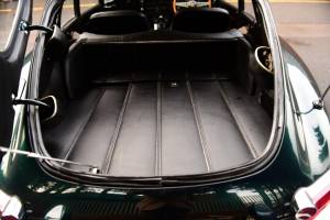 Immagine 37/50 di Jaguar E-Type (2+2) (1966)