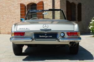 Image 12/50 of Mercedes-Benz 230 SL (1965)