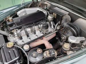 Image 33/34 of Rover 3 Litre Mk II (1963)