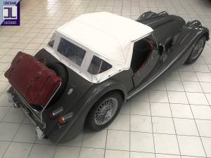 Image 14/39 of Morgan 4&#x2F;4 1600 (1976)