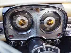 Bild 8/50 von Chrysler New Yorker (1954)