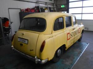 Image 34/40 of Austin FX 4 London Taxi (1970)