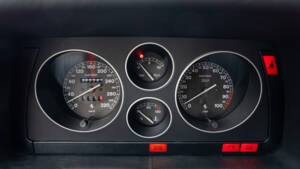 Image 46/83 of Ferrari F 355 Berlinetta (1996)