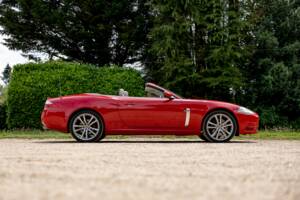 Image 29/50 of Jaguar XKR (2007)