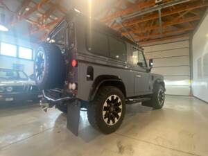 Bild 49/59 von Land Rover Defender 90 Works V8 "70th Edition" (2018)