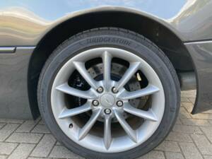 Image 19/28 of Aston Martin DB 7 Vantage Volante (2001)