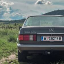 Image 5/18 of Mercedes-Benz 560 SEL (1986)