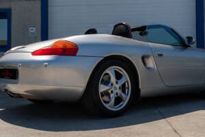 Image 35/73 of Porsche Boxster (2001)