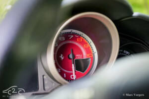 Image 46/85 of Ferrari California (2010)