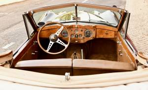 Immagine 19/40 di Jaguar XK 140 DHC (1957)