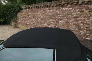Image 11/50 of Mercedes-Benz 300 SL-24 (1992)