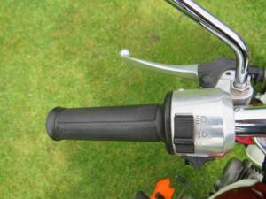 Immagine 10/36 di Honda Z 50 Monkey (2000)