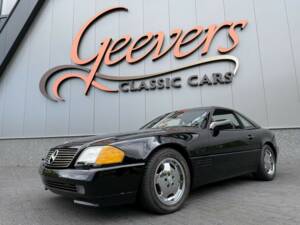 Image 15/50 of Mercedes-Benz 500 SL (1991)