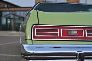 Image 17/44 of Chevrolet Impala (1974)