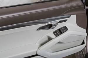 Image 23/32 of Porsche Boxster S (2012)