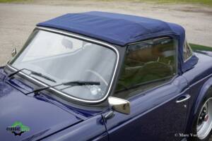 Image 33/42 of Triumph TR 6 PI (1972)