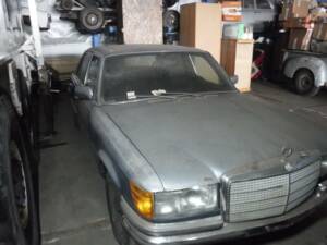 Image 36/38 of Mercedes-Benz 450 SE (1977)