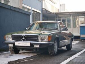 Afbeelding 7/41 van Mercedes-Benz 280 SLC (1977)