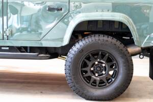 Image 8/24 of Land Rover Defender 110 (2013)