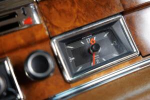 Image 17/32 of Mercedes-Benz 280 SE 3,5 (1971)
