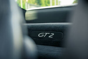 Image 41/51 of Porsche 911 GT2 (2001)
