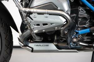 Image 14/50 of BMW DUMMY (2017)