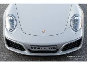 Bild 19/32 von Porsche 911 Carrera (2018)