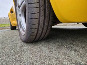 Image 22/50 of Lotus Elise 111 (1998)