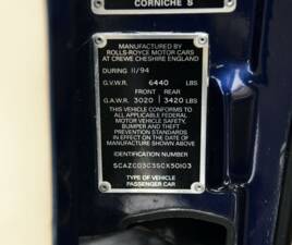 Image 41/50 of Rolls-Royce Corniche S (1995)