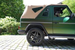 Image 14/18 de Mercedes-Benz G 500 Final Edition 200 (2014)