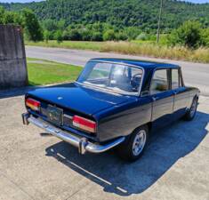 Image 9/50 of Alfa Romeo 2000 Berlina (1972)