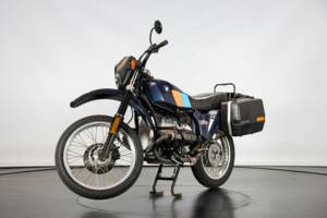 Immagine 7/50 di BMW DUMMY (1986)