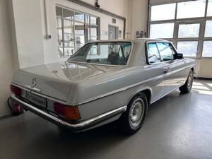 Image 8/61 of Mercedes-Benz 280 CE (1974)