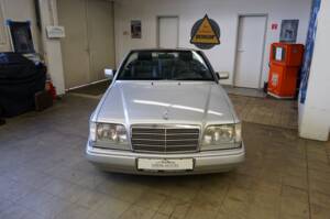 Bild 61/69 von Mercedes-Benz E 320 "Final Edition" (1997)