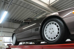 Immagine 8/50 di Mercedes-Benz 300 SL (1993)
